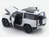 Land Rover Defender 90 white 1:24 Welly Licensed Diecast Scale Model Car Collectible