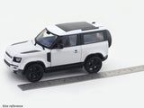 Land Rover Defender 90 white 1:24 Welly Licensed Diecast Scale Model Car Collectible
