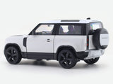 Land Rover Defender 90 white 1:24 Welly Licensed Diecast Scale Model Car Collectible
