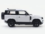 Land Rover Defender 90 white 1:24 Welly Licensed Diecast Scale Model Car Collectible