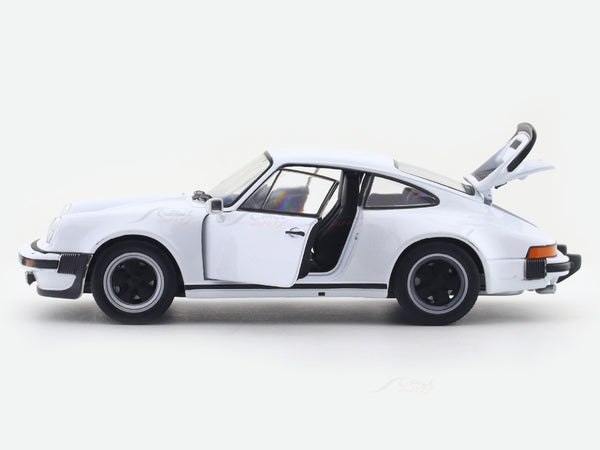 Jouet miniature - WELLY - PORSCHE 911 / 964 TURBO - Blanc - Intérieur - Adulte - Jeux Jouet miniature - WELLY - PORSCHE 911 / 964 TURBO - Blanc - Intérieur - Adulte - Jeux