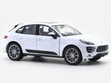 Porsche Macan Turbo White 1:24 Welly Licensed Diecast Scale Model Car Collectible