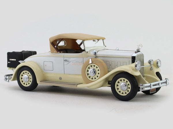Modèle Résine Main Voiture Miniature Pierce Arrow 1930 - Model B Roadster 1/43 Esval Models - Édition Limitée Voiture Miniature 1/43 édition Limitée Modèle Résine Main Voiture Miniature Pierce Arrow 1930 - Model B Roadster 1/43 Esval Models - Édition Limitée Voiture Miniature 1/43 édition Limitée