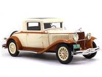 1931 Dodge Eight DG Coupe 1:18 BoS scale model car.