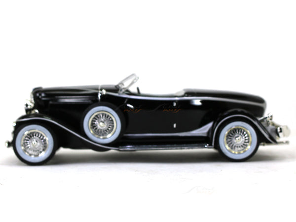 AUBURN BOAT TAIL Roadster - 1933 - black - IXO 1:43 EUR 47,90 - FR AUBURN BOAT TAIL Roadster - 1933 - black - IXO 1:43 EUR 47,90 - FR