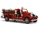 1935 Mack Type 75BX Fire engine 1:43 Road Signature Yatming diecast scale model truck.