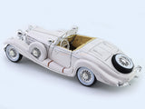 1936 Mercedes-Benz 500K Type Specialroadster 1:18 Maisto diecast scale model collectible