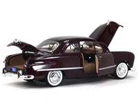 1949 Ford Coupe 1:24 Motormax diecast scale model car.