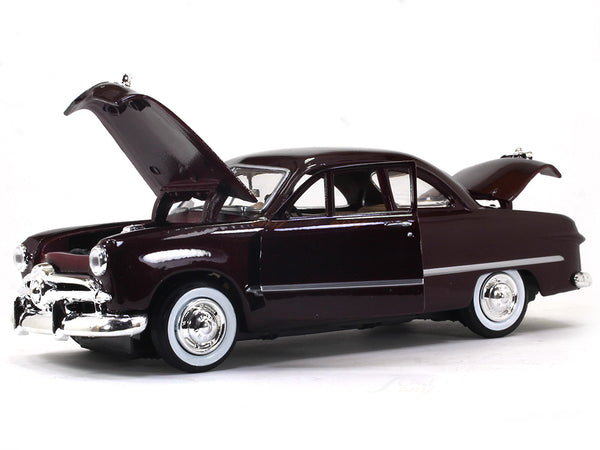 1949 Ford Coupe brown 1:24 Motormax diecast scale model car