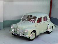1955 Renault 4CV 1:18 Solido scale model car collectible