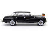 1957 Mercedes-Benz 300D W189 1:43 Premium Collectibles diecast scale model car