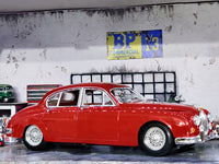 1959 Jaguar Mark II 1:18 Bburago diecast Scale Model car.