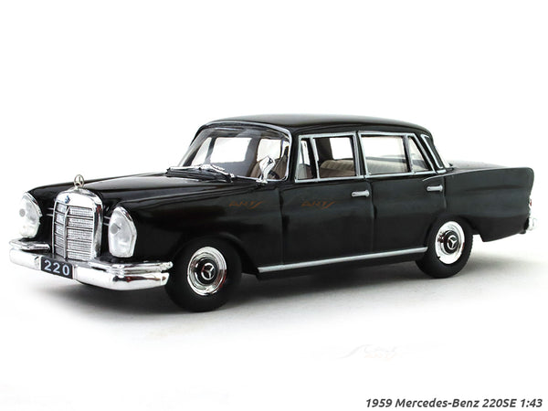 1959 Mercedes-Benz 220SE 1:43 diecast scale model car collectible.
