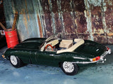 1961 Jaguar E-Type Cabriolet 1:18 Bburago diecast Scale Model car.