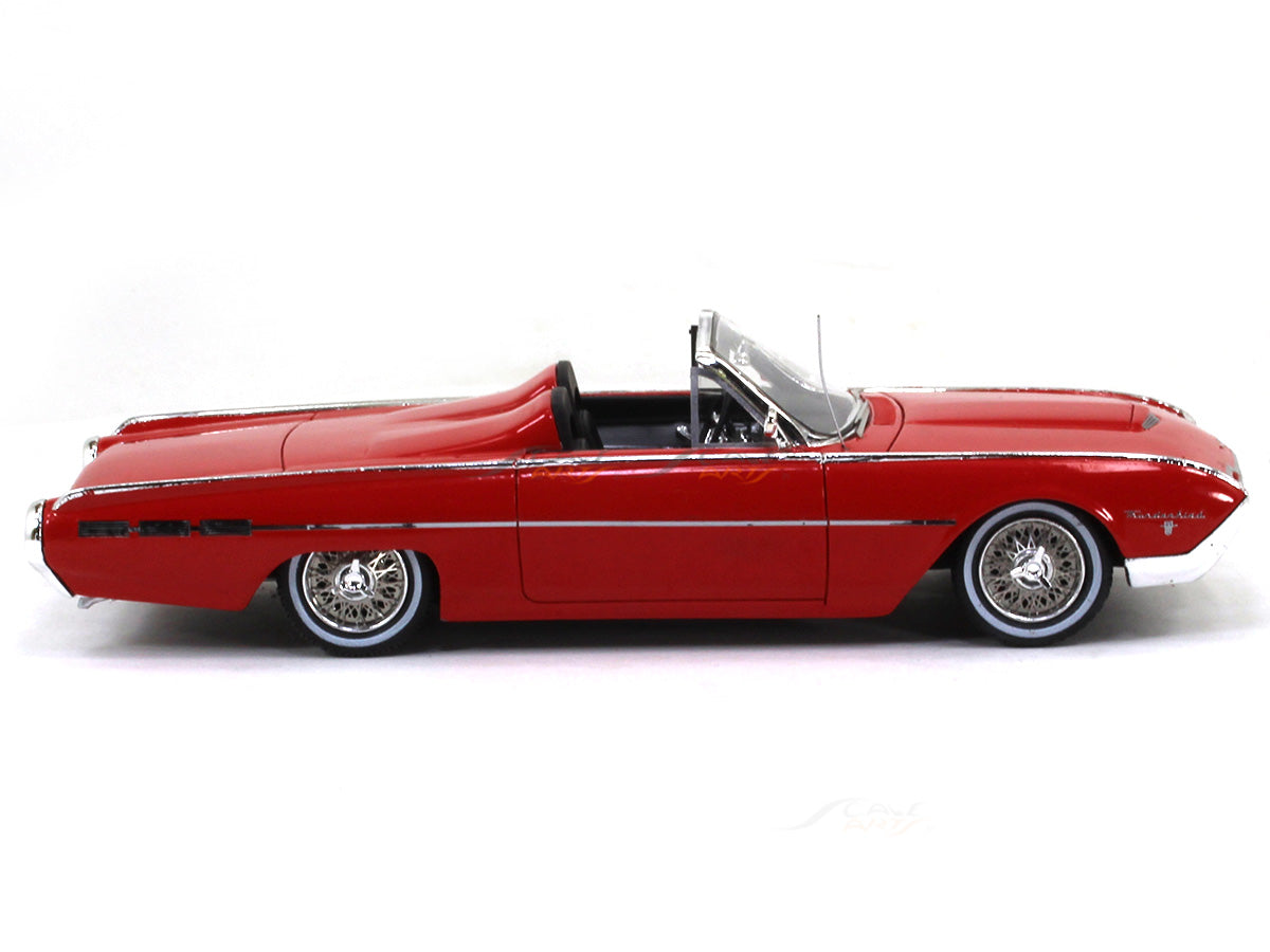 ミニカー ダイキャスト 1962 ford thunderbird sports ミニカー ダイキャスト 1962 ford thunderbird sports