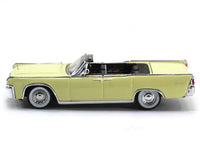 1963 Lincoln Continental Convertible 1:87 Ricko HO Scale Model car