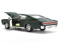 1966 Dodge Charger green 1:18 Road Signature Yatming diecast scale model car.