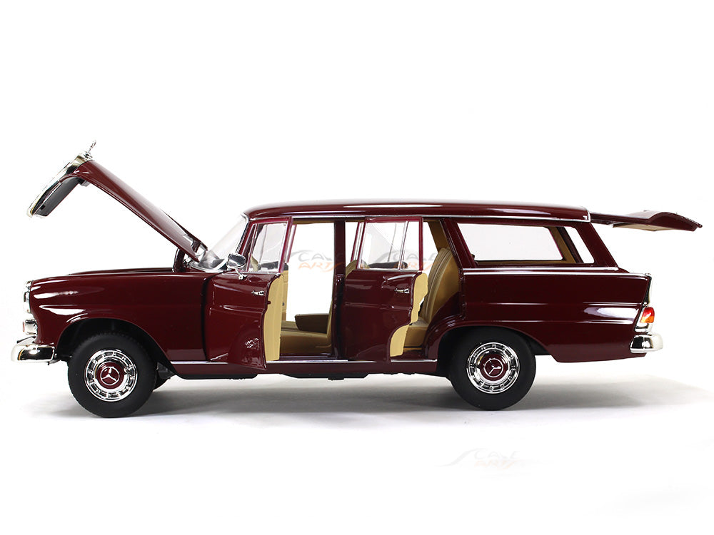 1966-Mercedes-Benz-200-