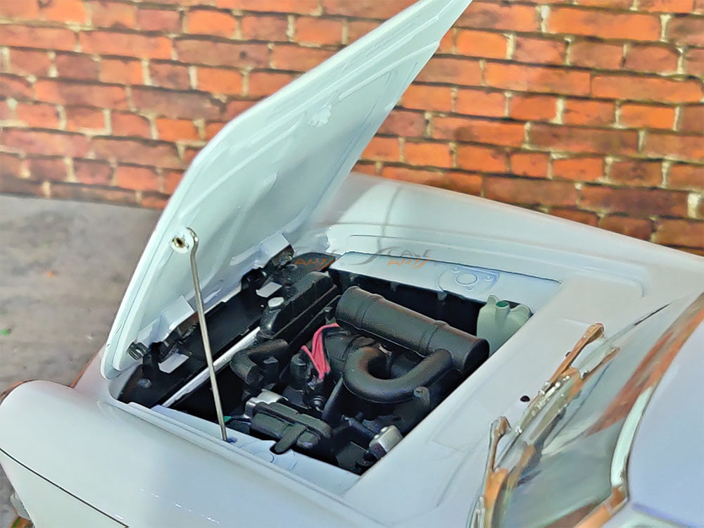 Norev 1/18 – Peugeot 404 Coupé 1967 – Gris Graphite – Miniature – Neuf