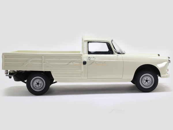 Peugeot 404 Pick Up 1967 1:18 1/18 Otto Mobile OT396 resin - XIV. kerület, Makettezés, modellezés - Jófogás Peugeot 404 Pick Up 1967 1:18 1/18 Otto Mobile OT396 resin - XIV. kerület, Makettezés, modellezés - Jófogás
