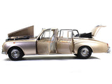 1967 Rolls-Royce Phantom VI Convertible 1:18 diecast Scale Model Car.