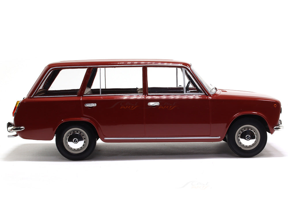 Modèle Réduit 1:18 Fiat 124 Familiare 1968 Par Triple9 - Vert - Neuf En Boîte