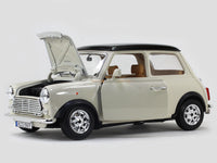 1969 Mini Cooper 1:18 Bburago diecast Scale Model car.