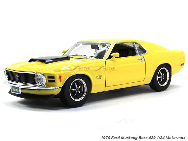 1970 Ford Mustang Boss 429 yellow 1:24 Motormax diecast scale model car.