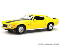 1971 Chevrolet Camaro yellow 1:18 Maisto diecast Scale Model car