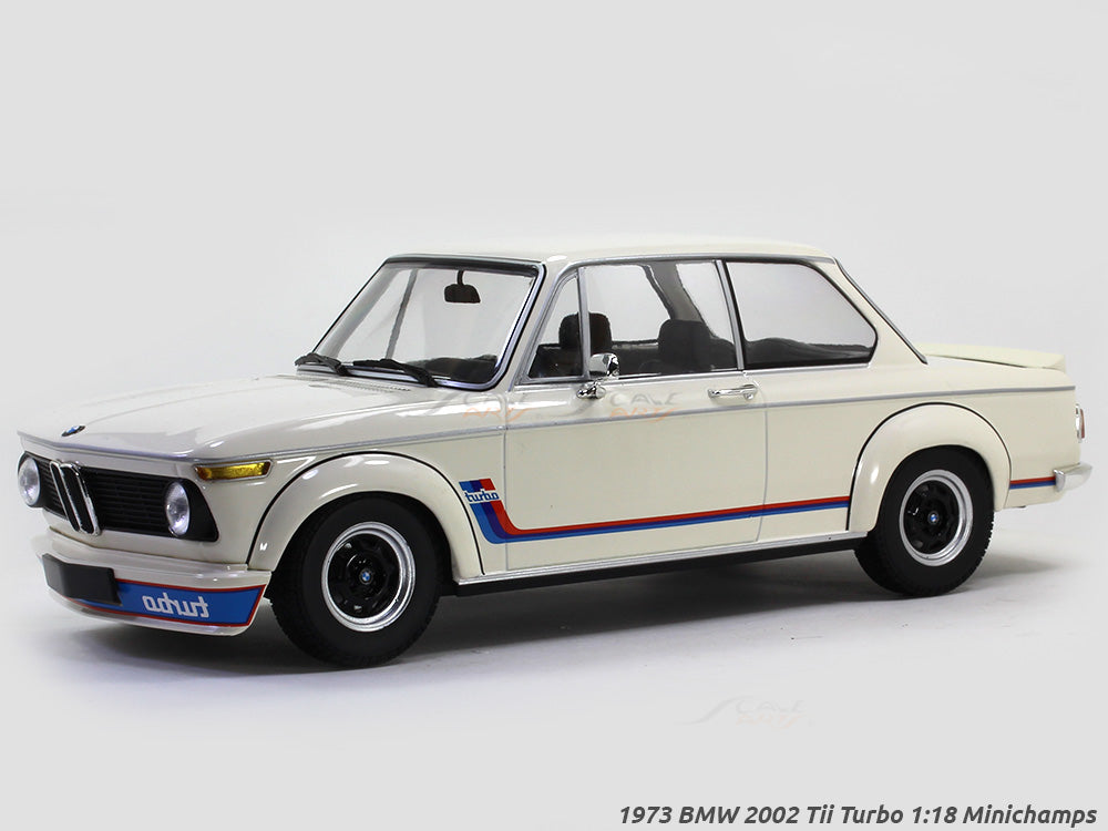 希少BMW2002ターボ1/18 1973 BMW 2002 Tii Turbo 1:18 Minichamps diecast scale model car