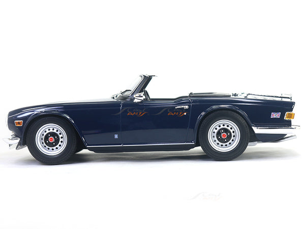 Minichamps Modellauto Triumph TR6 (LHD) 1969 dunkelgrün Modellauto 1:18 Minichamps Modellauto Triumph TR6 (LHD) 1969 dunkelgrün Modellauto 1:18