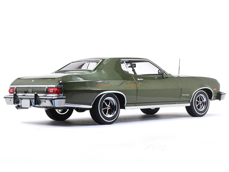 1976 フォード「グラン・トリノ」 1/18 Amazon.co.jp: GREENLIGHT 1:18SCALE ARTISAN 