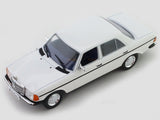 1976 Mercedes-Benz 200D W123 1:43 diecast scale model car collectible.