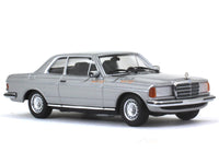 1976 Mercedes-Benz 280 CE W123 1:43 Minichamps diecast Scale Model Car.