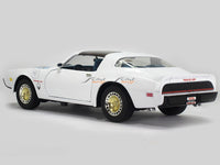 1979 Pontiac Firebird Trans AM 1:18 Road Signature Yatming diecast scale model car.