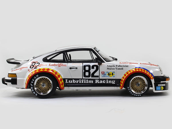 ☆激レア☆EXOTO*1/18*1979 Porsche 934 RSR #82 1979 Le Mans 24h