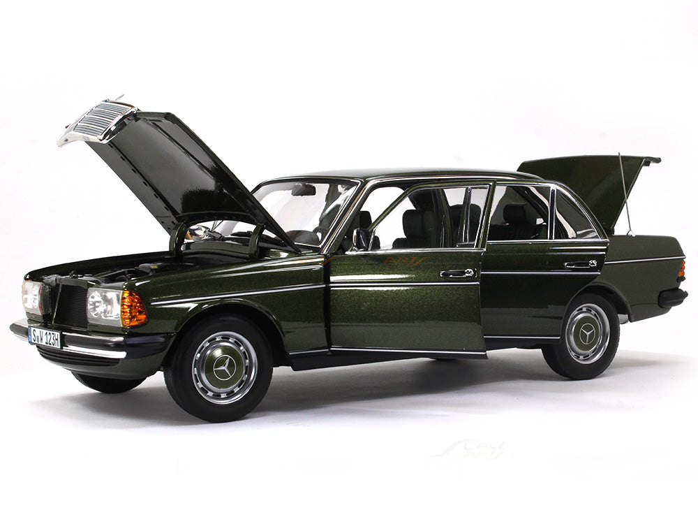 NOREVメルセデスベンツ２００Ｔミニカー Amazon.co.jp: ミニカー 1/18 メルセデス ベンツ Eクラス 200T ノレブ