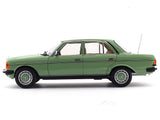 1982 Mercedes-Benz 200 W123 green 1:18 Norev diecast scale model car collectible
