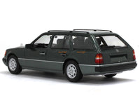 1990 Mercedes-Benz 300 TE S124 1:43 Maxichamp diecast Scale Model Car.