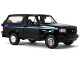 1992 Ford Bronco 1:18 Greenlight diecast scale model car collectible.