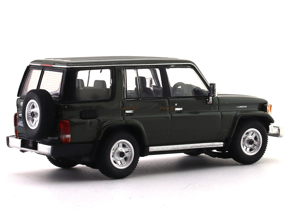 1994-Toyota-Land-Cruiser-70-ZX