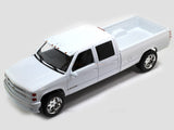 1997 Chevrolet 3500 Crew Cab Silverado PickUp 1:18 Greenlight diecast Scale Model.