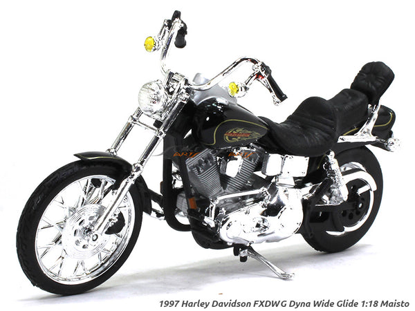 1997 FXDWG Dyna Wide Glide 1:18 Maisto diecast scale model bike.