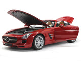 2011 Mercedes-Benz SLS AMG Roadster 1:18 Minichamps diecast Scale Model Car.