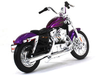 2013 Harley-Davidson XL 1200V Seventy Two 1:18 Maisto diecast scale model bike.