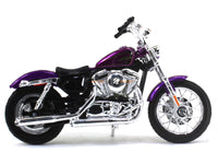 2013 Harley-Davidson XL 1200V Seventy Two 1:18 Maisto diecast scale model bike.