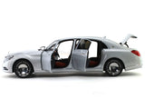 2015 Mercedes-Benz Maybach S-Klasse S600 SWB 1:18 AUTOart composit scale model car collectible