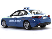 2016 Alfa Romeo Giulia Polizia 1:24 Bburago diecast Scale Model car.