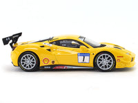 2017 Ferrari 488 Challenge 1:43 Bburago scale model car collectible