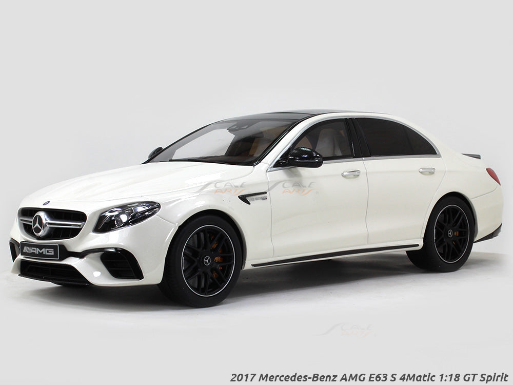 1/18 GT sprit メルセデスAMG E63 4MATIC+ 2017 Mercedes-Benz AMG E63 S 4Matic 1:18 GT Spirit scale model car